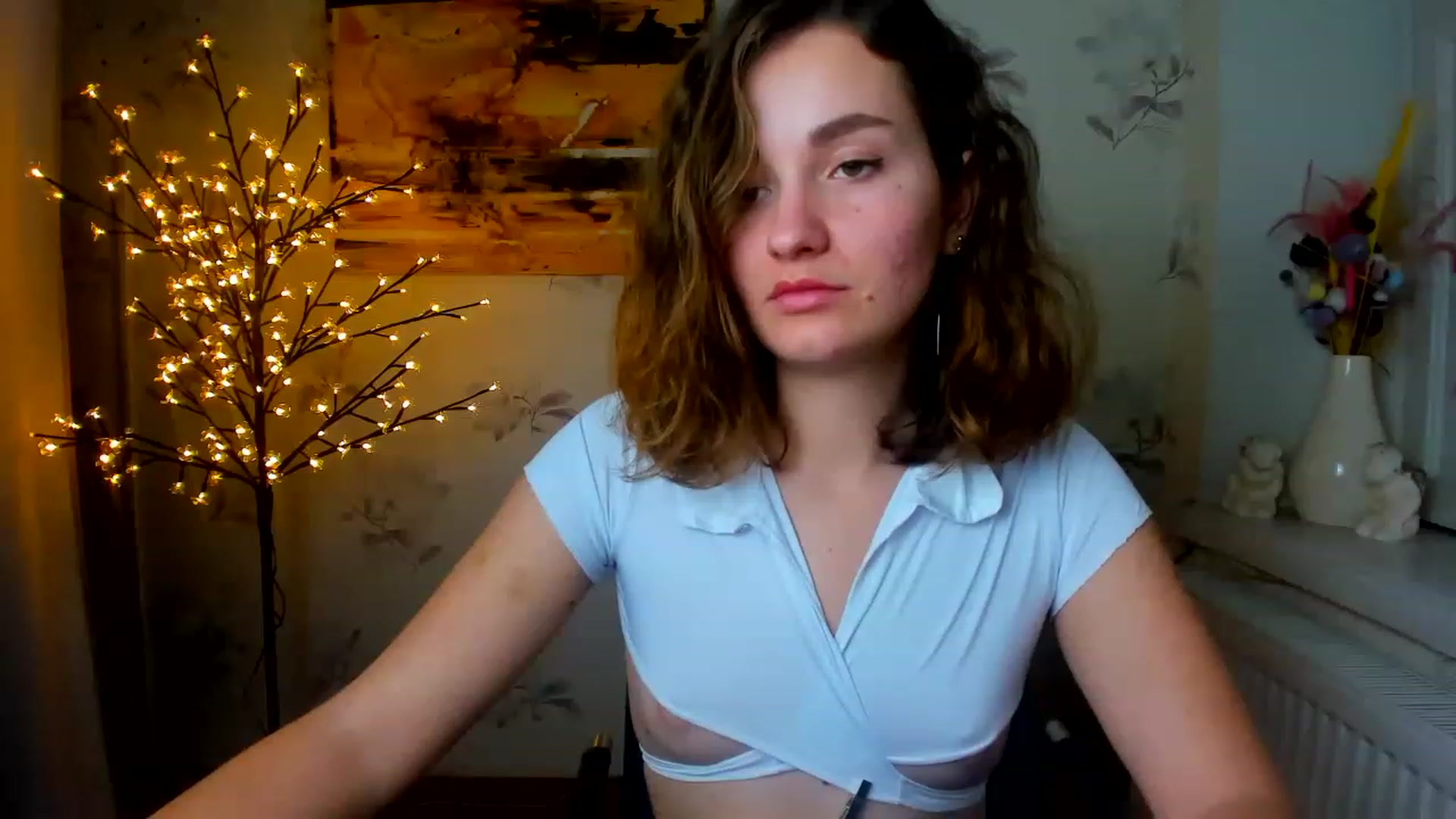 Gallery image thumbnail from ScarletCruz's myfreecams stream on, 01/02/2023, 12:05 image 17 of 20