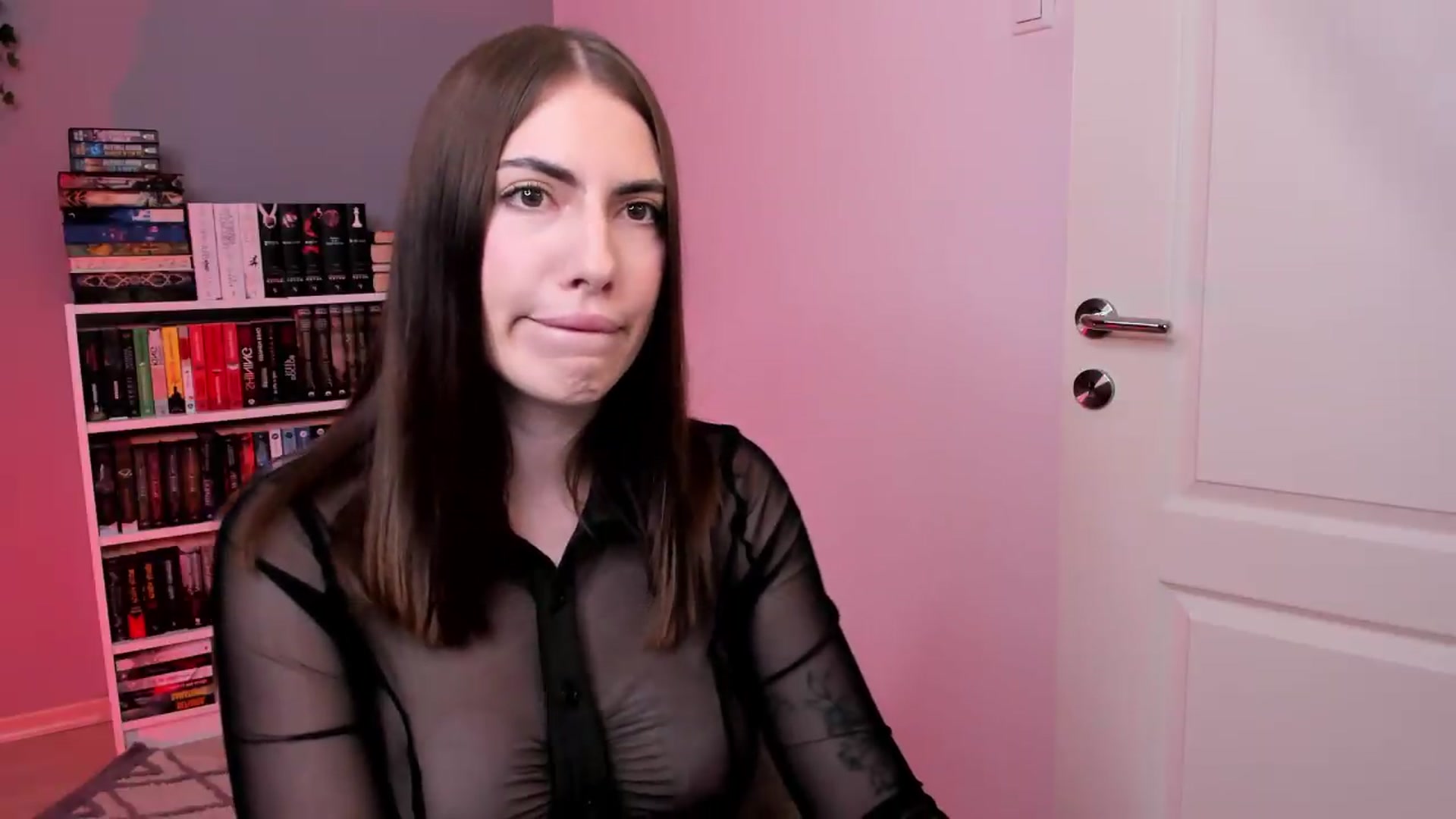 Gallery image thumbnail from ScarletHeart's myfreecams stream on, 07/28/2026, 19:14 image 5 of 20