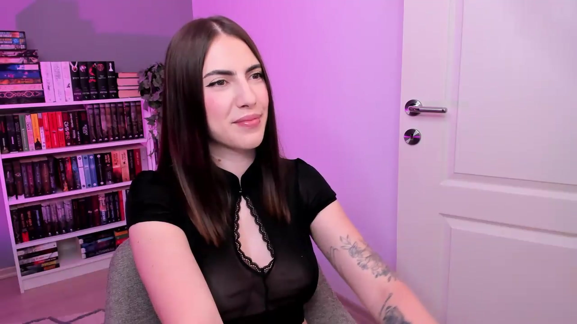 Gallery image thumbnail from ScarletHeart's myfreecams stream on, 08/08/2026, 18:52 image 9 of 20