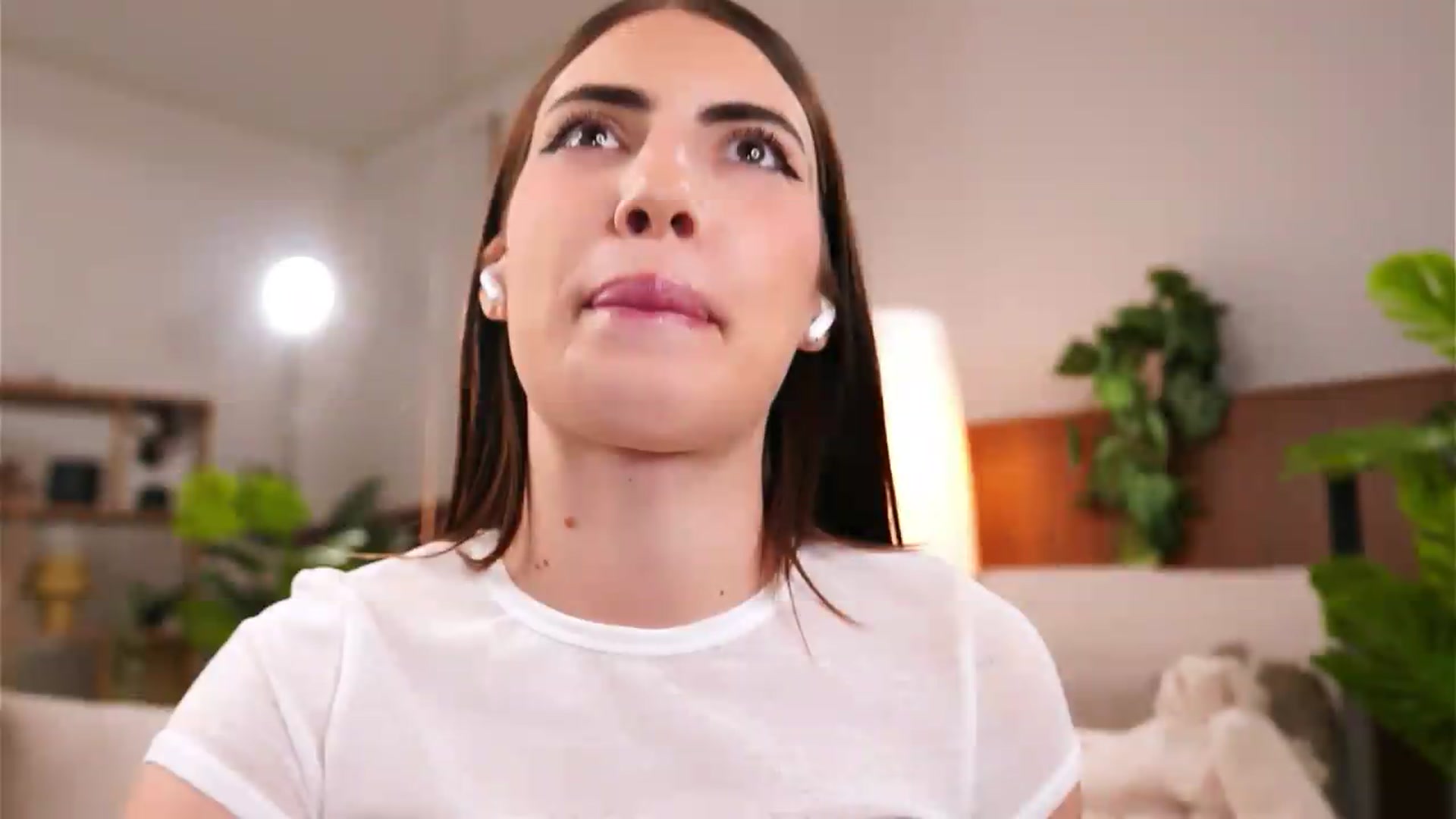 Gallery image thumbnail from ScarletHeart's myfreecams stream on, 09/11/2026, 01:57 image 10 of 20