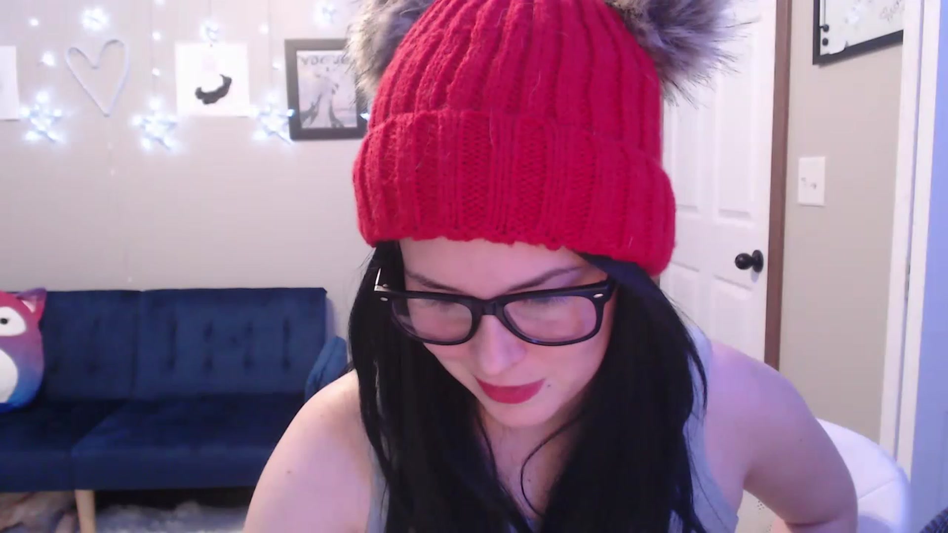 Gallery image thumbnail from ScarletR0ze's myfreecams stream on, 12/15/2022, 03:09 image 10 of 20