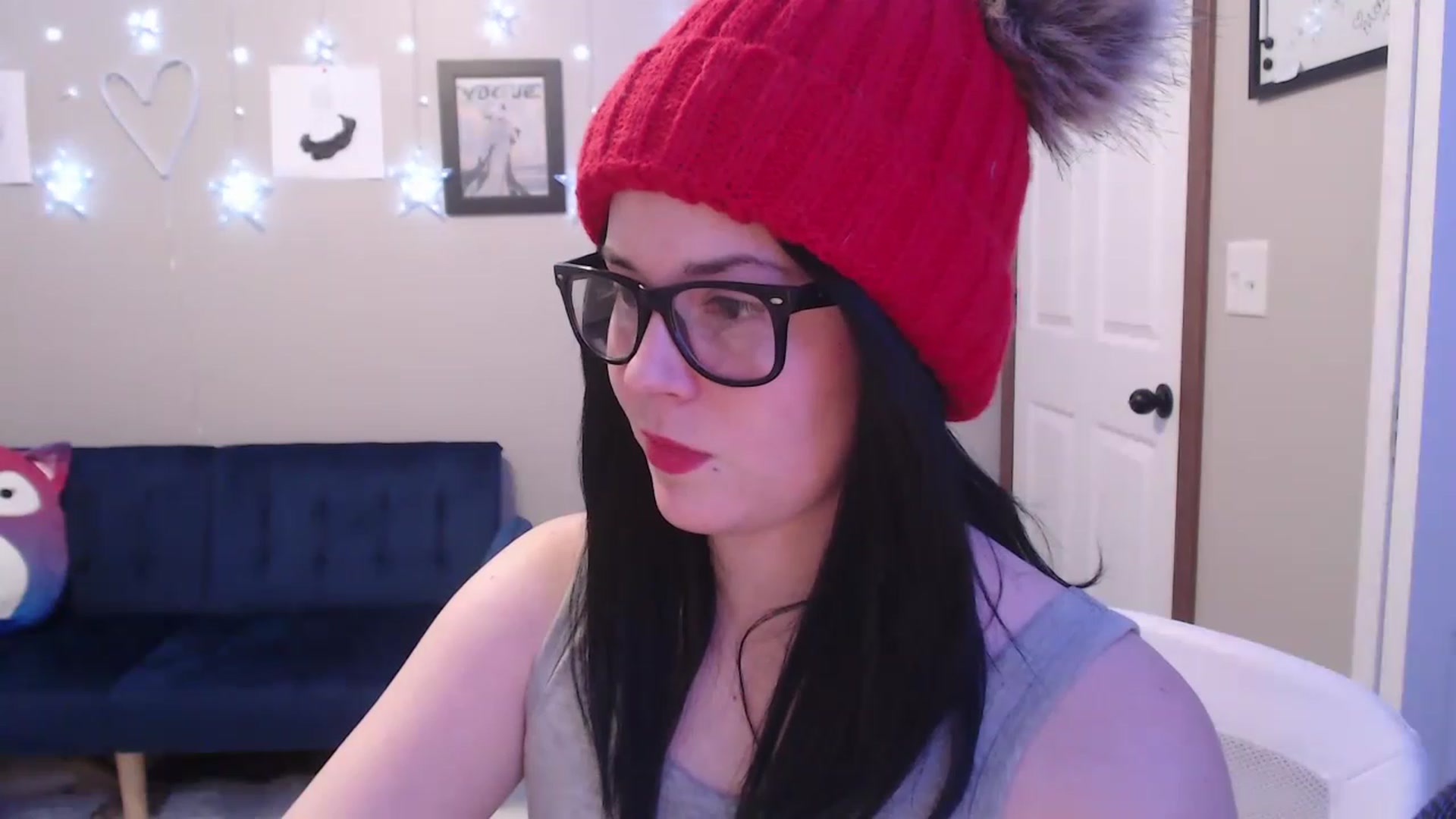Gallery image thumbnail from ScarletR0ze's myfreecams stream on, 12/15/2022, 03:09 image 5 of 20