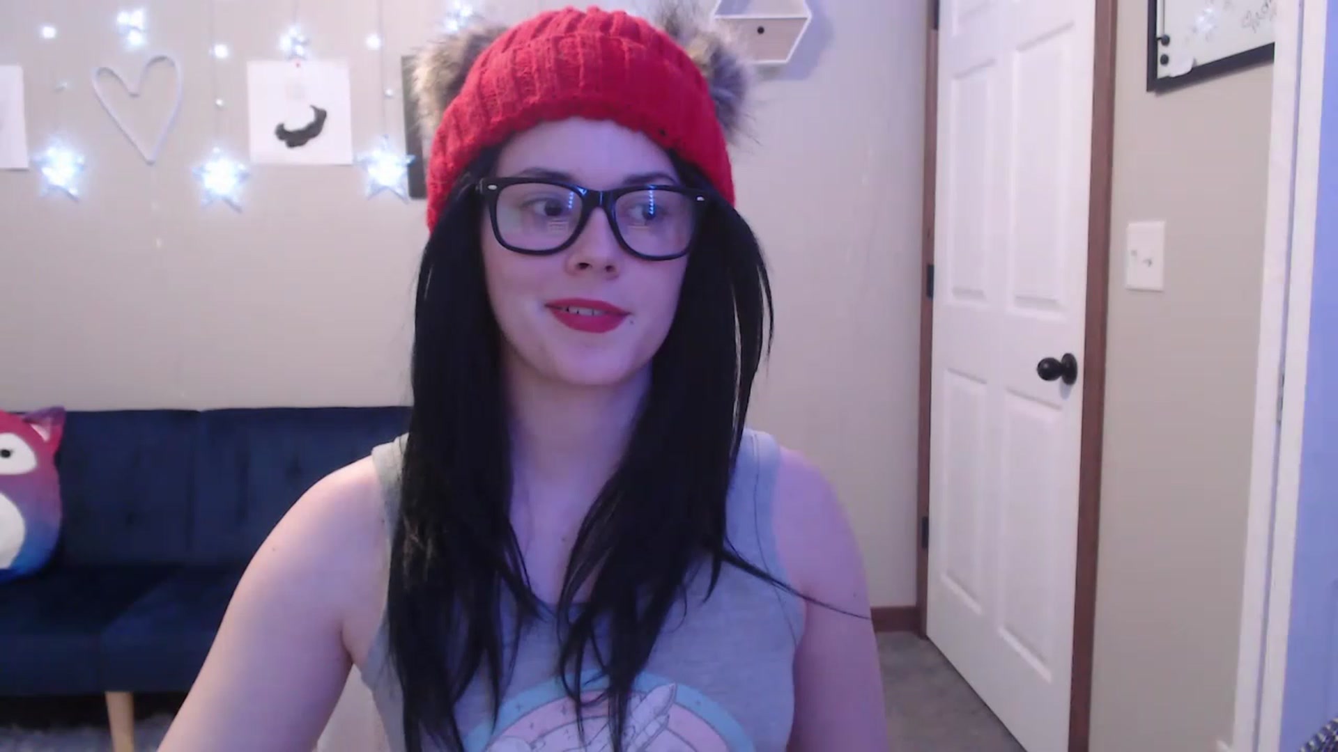 Gallery image thumbnail from ScarletR0ze's myfreecams stream on, 12/15/2022, 03:09 image 12 of 20