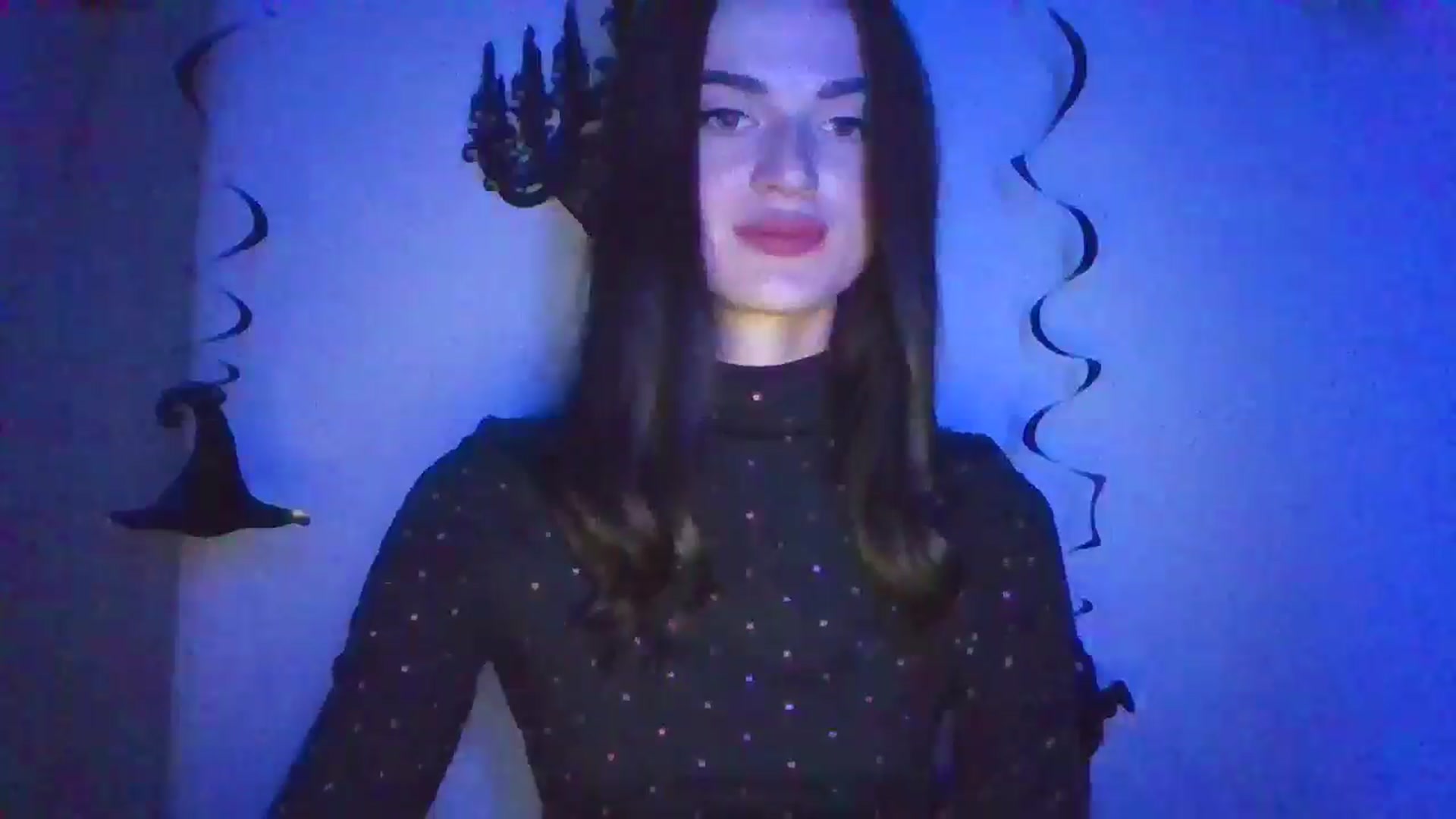 Gallery image thumbnail from Scarlet_flo's myfreecams stream on, 10/26/2024, 19:28 image 5 of 20