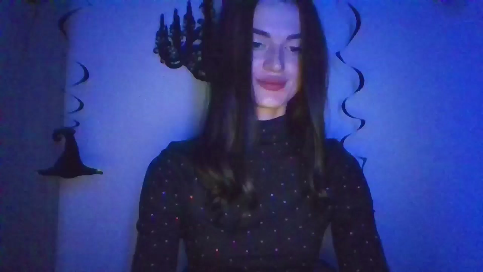 Gallery image thumbnail from Scarlet_flo's myfreecams stream on, 10/26/2024, 19:28 image 1 of 20