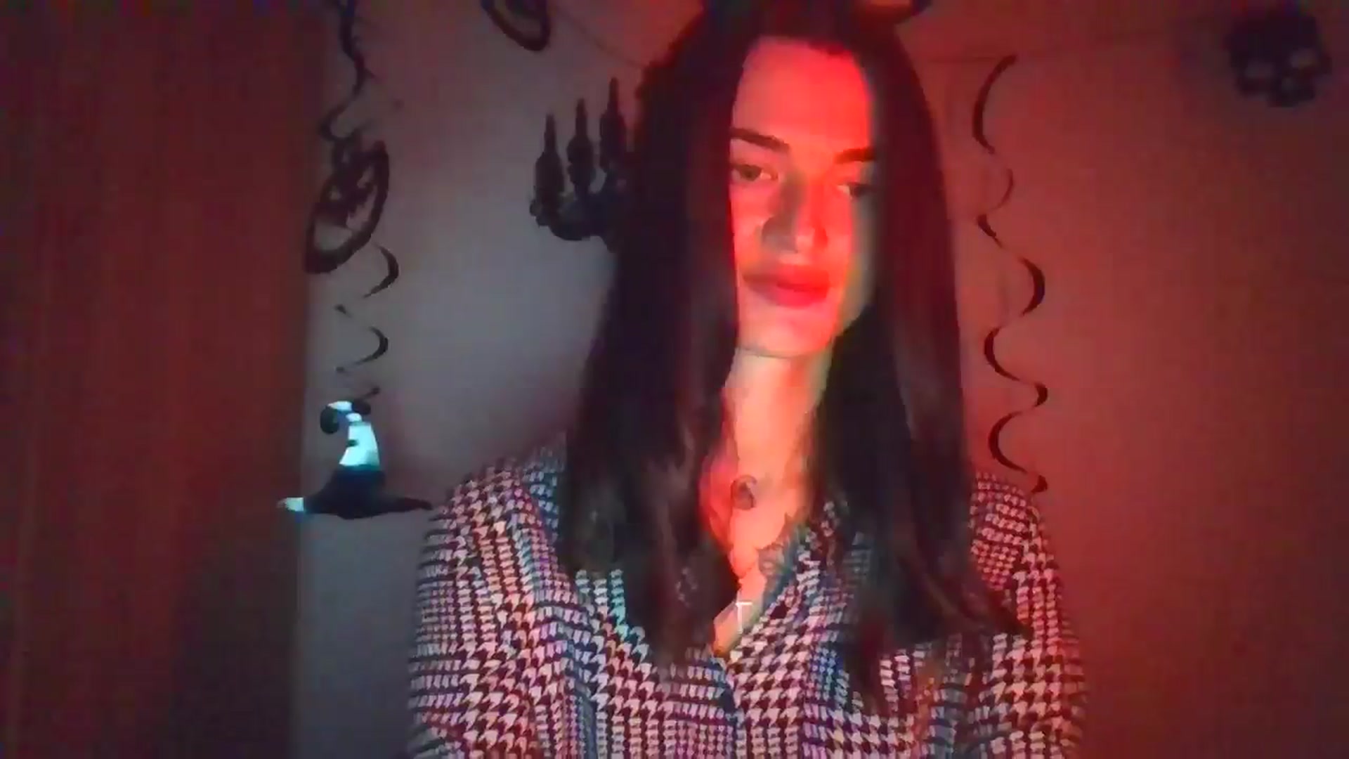 Gallery image thumbnail from Scarlet_flo's myfreecams stream on, 10/27/2024, 17:16 image 13 of 20