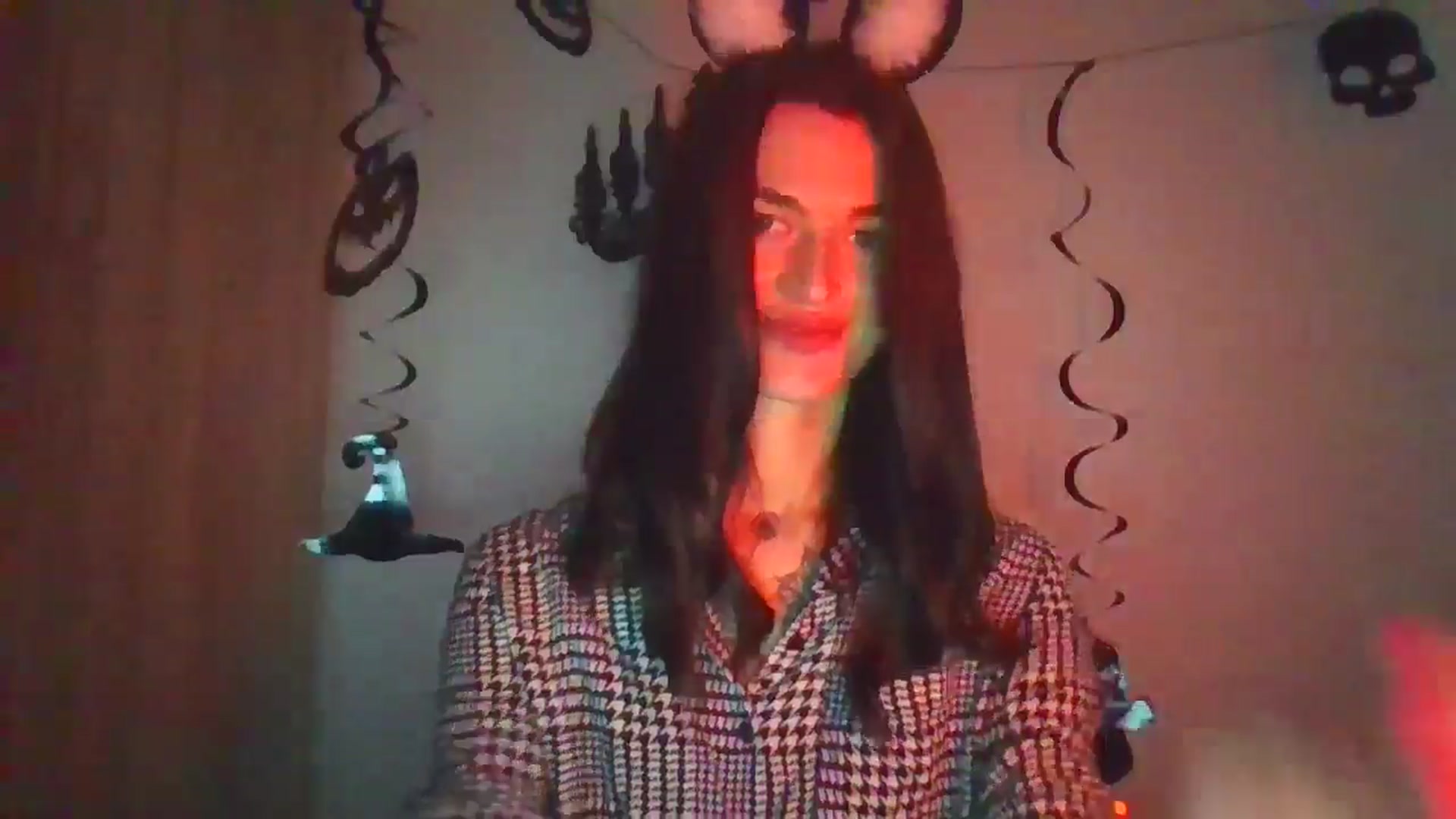 Gallery image thumbnail from Scarlet_flo's myfreecams stream on, 10/27/2024, 17:16 image 8 of 20