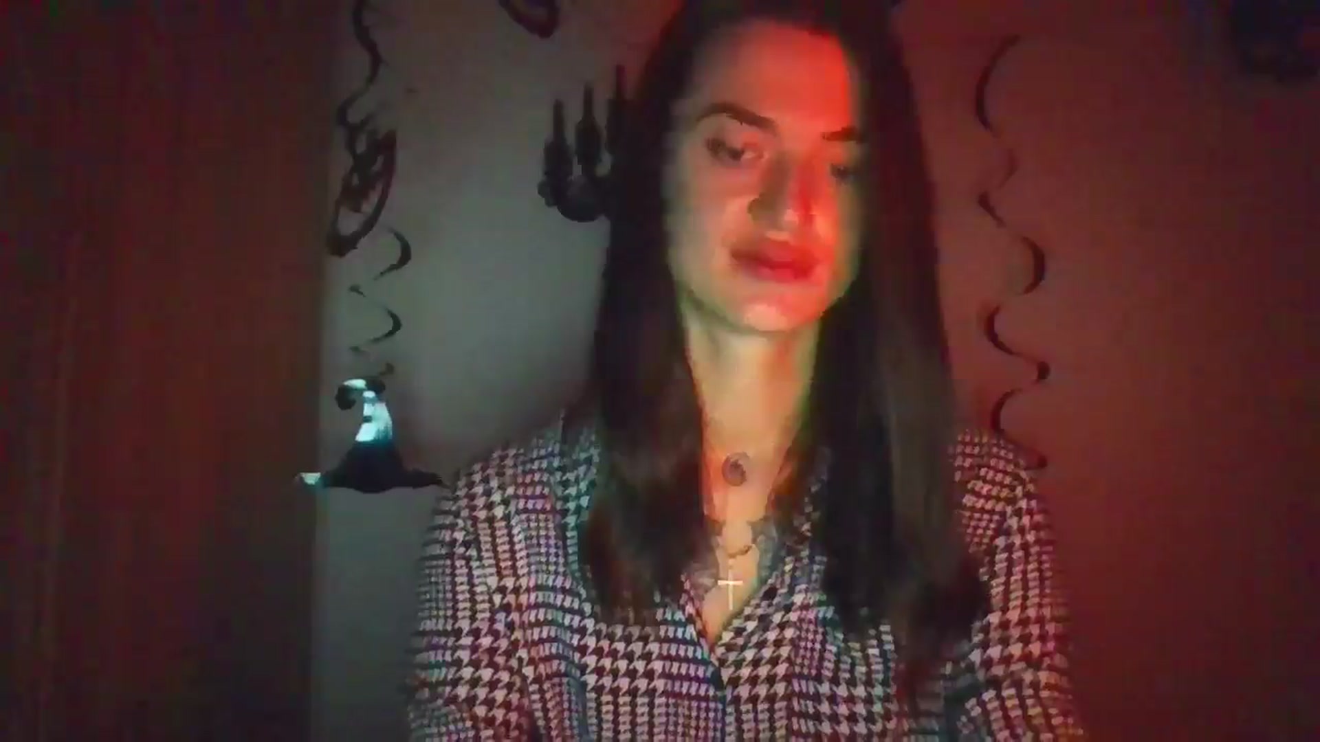 Gallery image thumbnail from Scarlet_flo's myfreecams stream on, 10/27/2024, 19:22 image 11 of 20