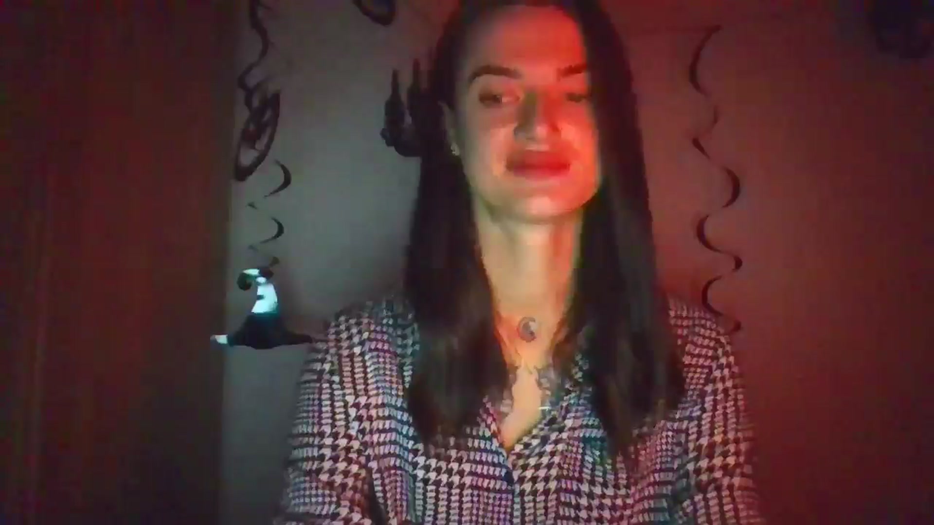 Gallery image thumbnail from Scarlet_flo's myfreecams stream on, 10/27/2024, 19:22 image 8 of 20