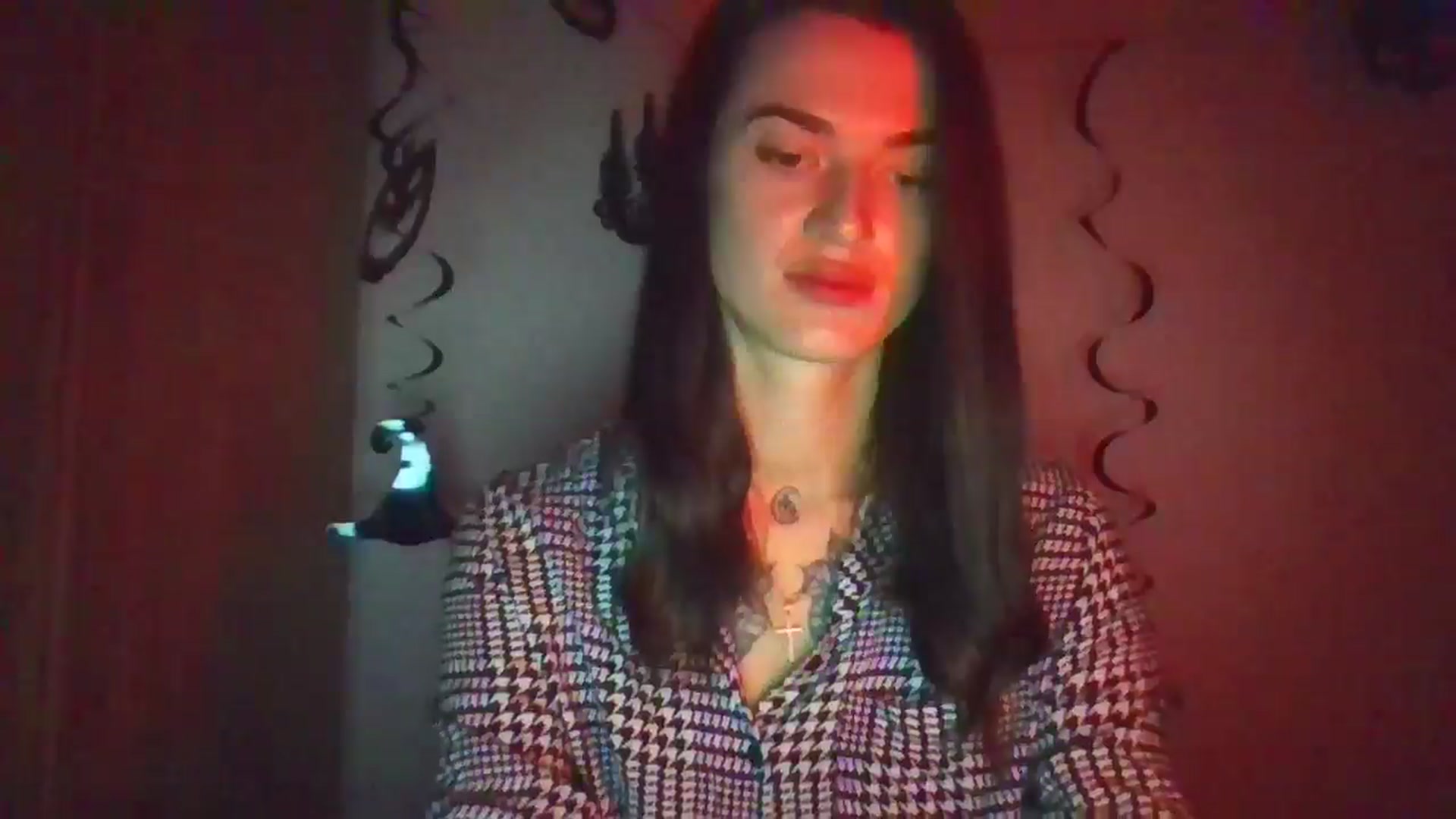 Gallery image thumbnail from Scarlet_flo's myfreecams stream on, 10/27/2024, 19:22 image 6 of 20