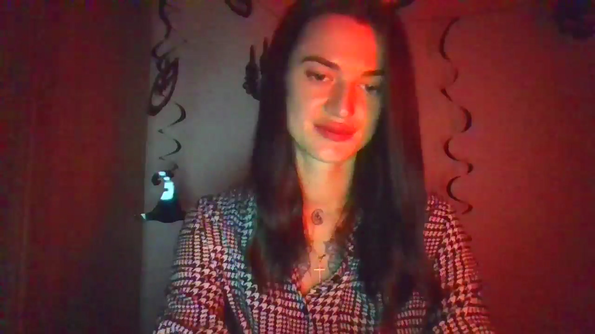 Gallery image thumbnail from Scarlet_flo's myfreecams stream on, 10/27/2024, 19:22 image 10 of 20