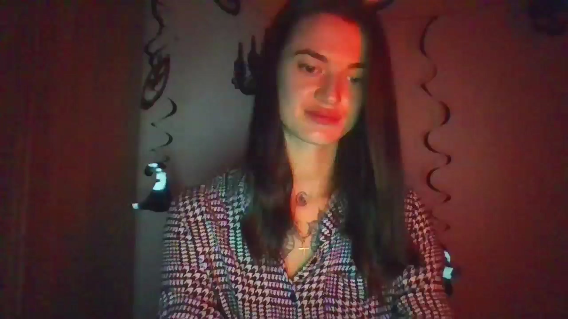 Gallery image thumbnail from Scarlet_flo's myfreecams stream on, 10/27/2024, 19:22 image 4 of 20