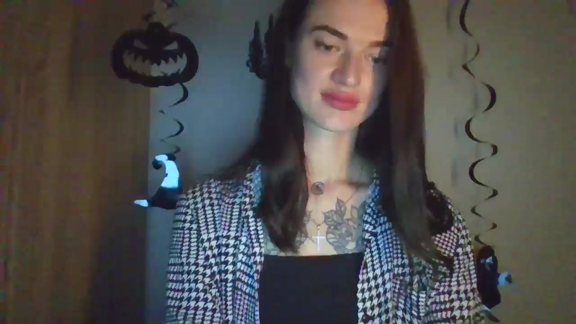 Gallery image thumbnail from Scarlet_flo's myfreecams stream on, 10/28/2024, 01:38 image 11 of 20