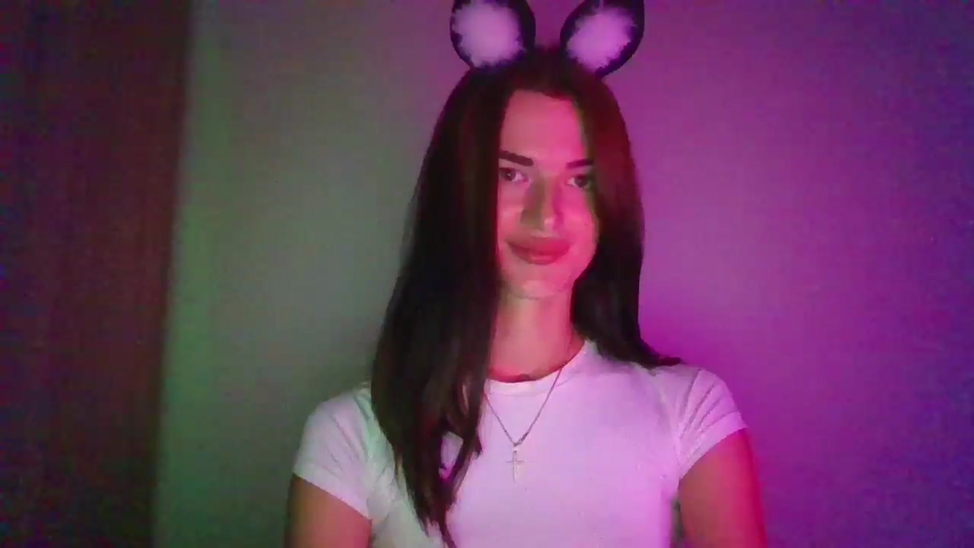 Gallery image thumbnail from Scarlet_flo's myfreecams stream on, 11/04/2024, 24:54 image 17 of 20