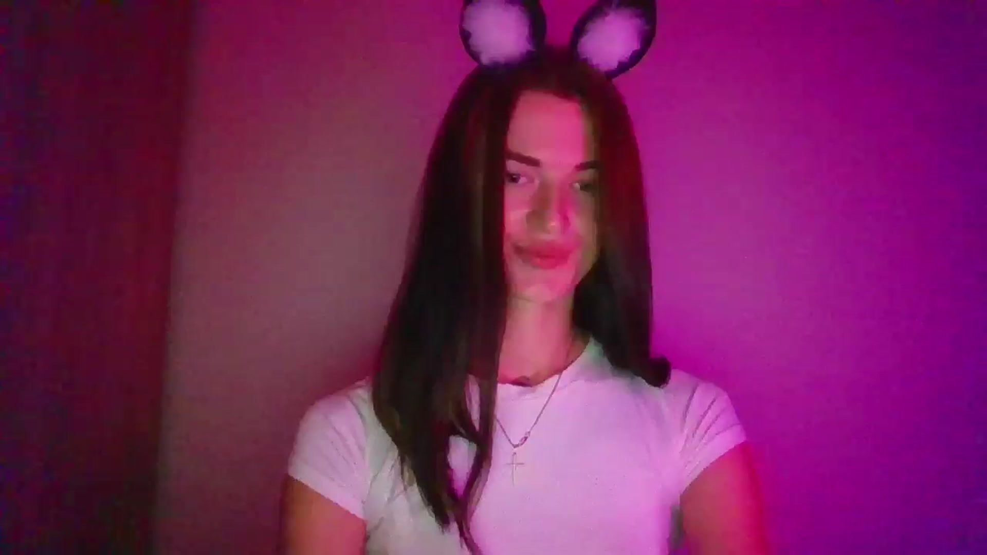 Gallery image thumbnail from Scarlet_flo's myfreecams stream on, 11/04/2024, 24:54 image 13 of 20