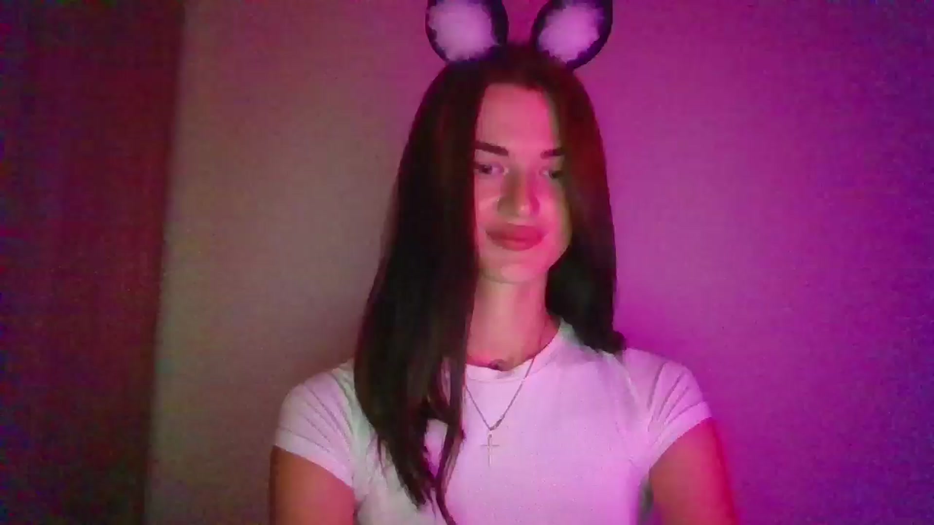 Gallery image thumbnail from Scarlet_flo's myfreecams stream on, 11/04/2024, 24:54 image 10 of 20
