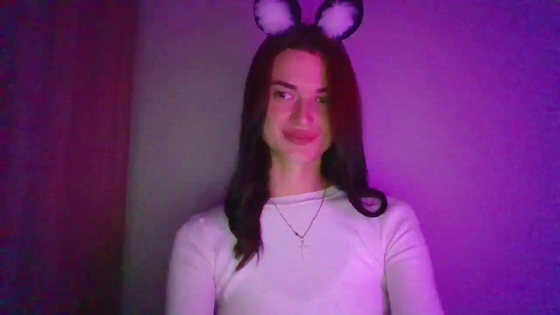 Gallery image thumbnail from Scarlet_flo's myfreecams stream on, 11/05/2024, 24:32 image 11 of 20