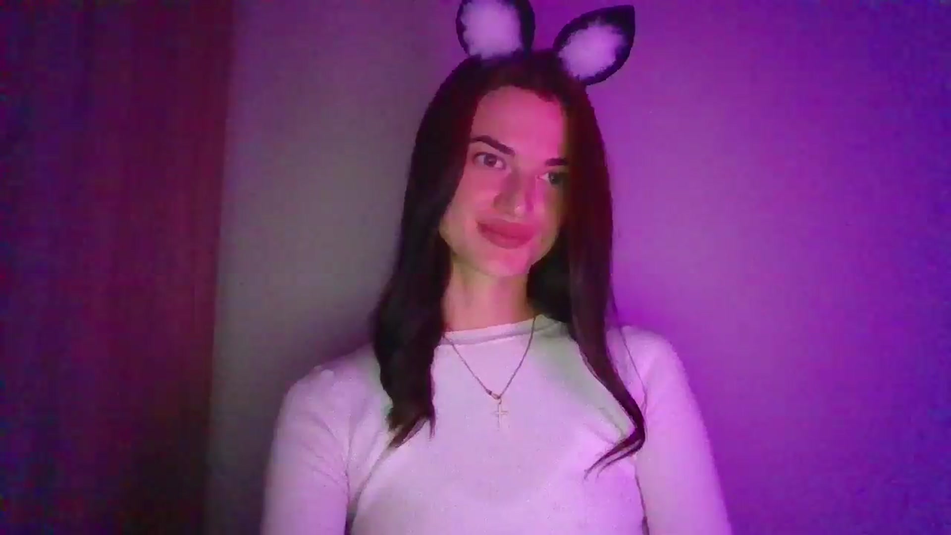 Gallery image thumbnail from Scarlet_flo's myfreecams stream on, 11/05/2024, 24:32 image 7 of 20