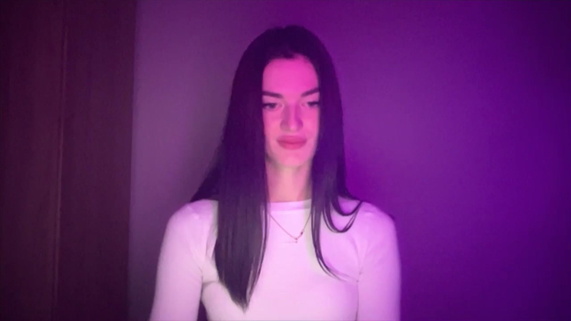 Gallery image thumbnail from Scarlet_flo's myfreecams stream on, 11/09/2024, 17:55 image 18 of 20