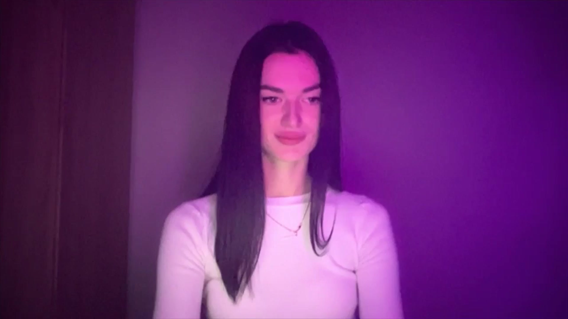Gallery image thumbnail from Scarlet_flo's myfreecams stream on, 11/09/2024, 17:55 image 1 of 20
