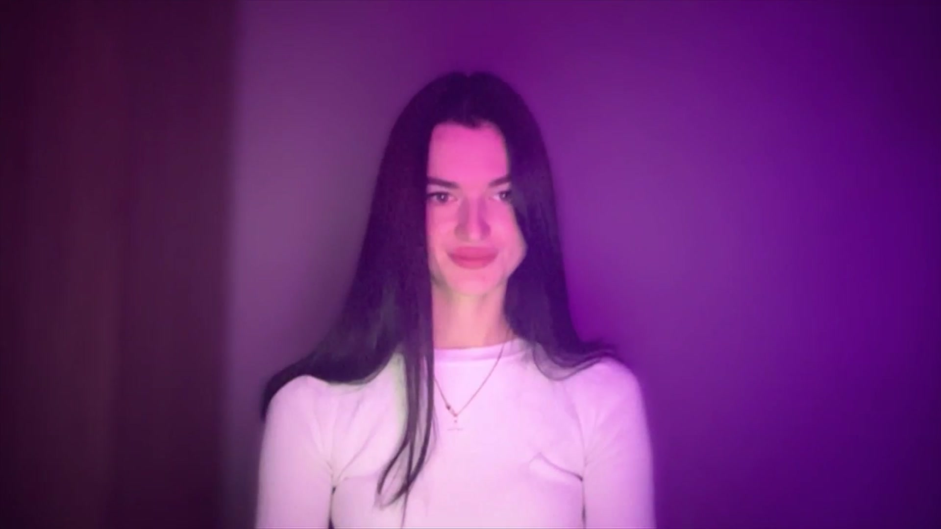 Gallery image thumbnail from Scarlet_flo's myfreecams stream on, 11/09/2024, 18:41 image 4 of 20