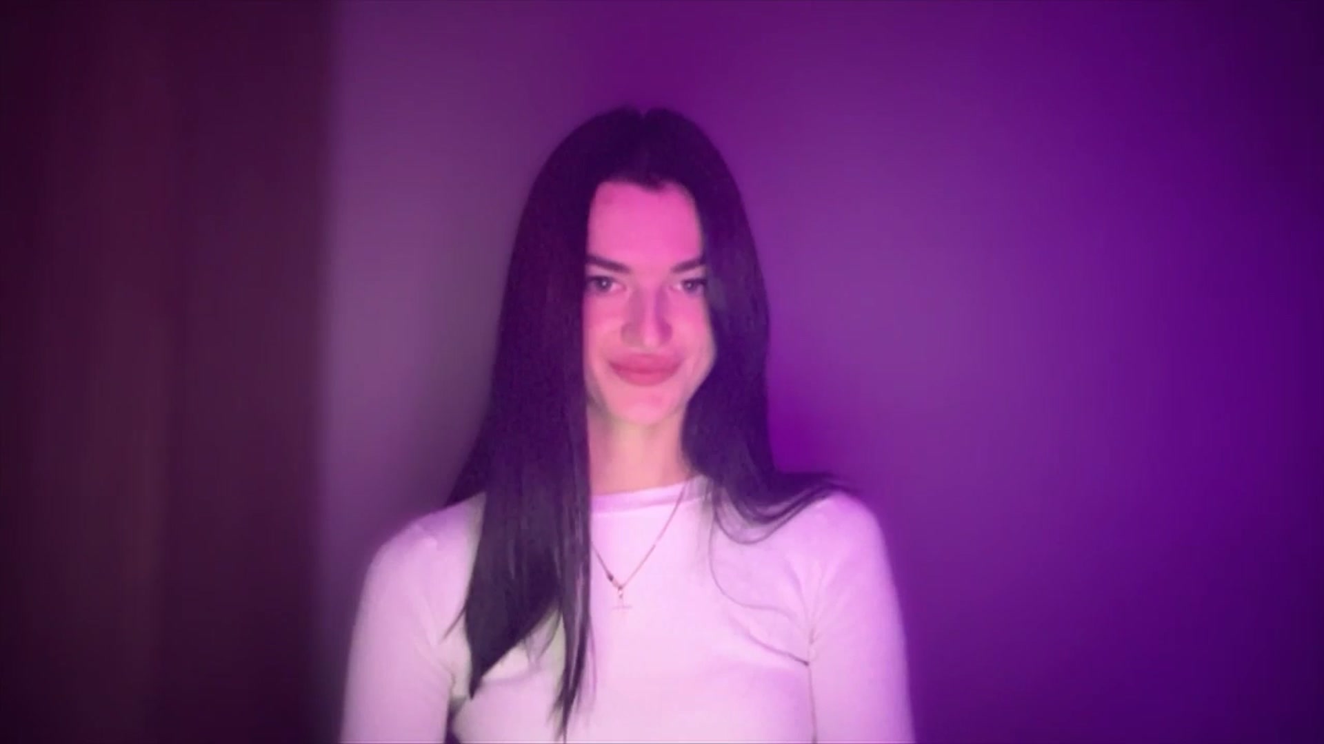 Gallery image thumbnail from Scarlet_flo's myfreecams stream on, 11/09/2024, 18:41 image 8 of 20