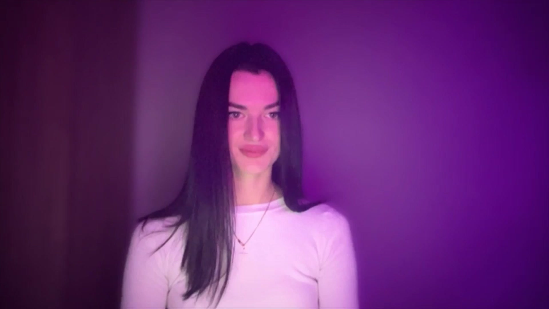 Gallery image thumbnail from Scarlet_flo's myfreecams stream on, 11/09/2024, 18:41 image 19 of 20