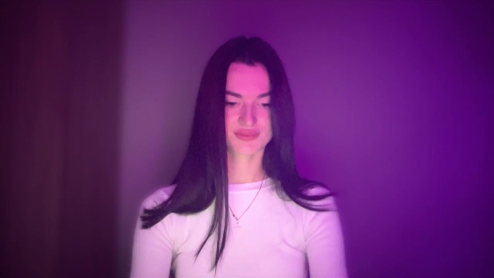 Gallery image thumbnail from Scarlet_flo's myfreecams stream on, 11/09/2024, 18:41 image 5 of 20