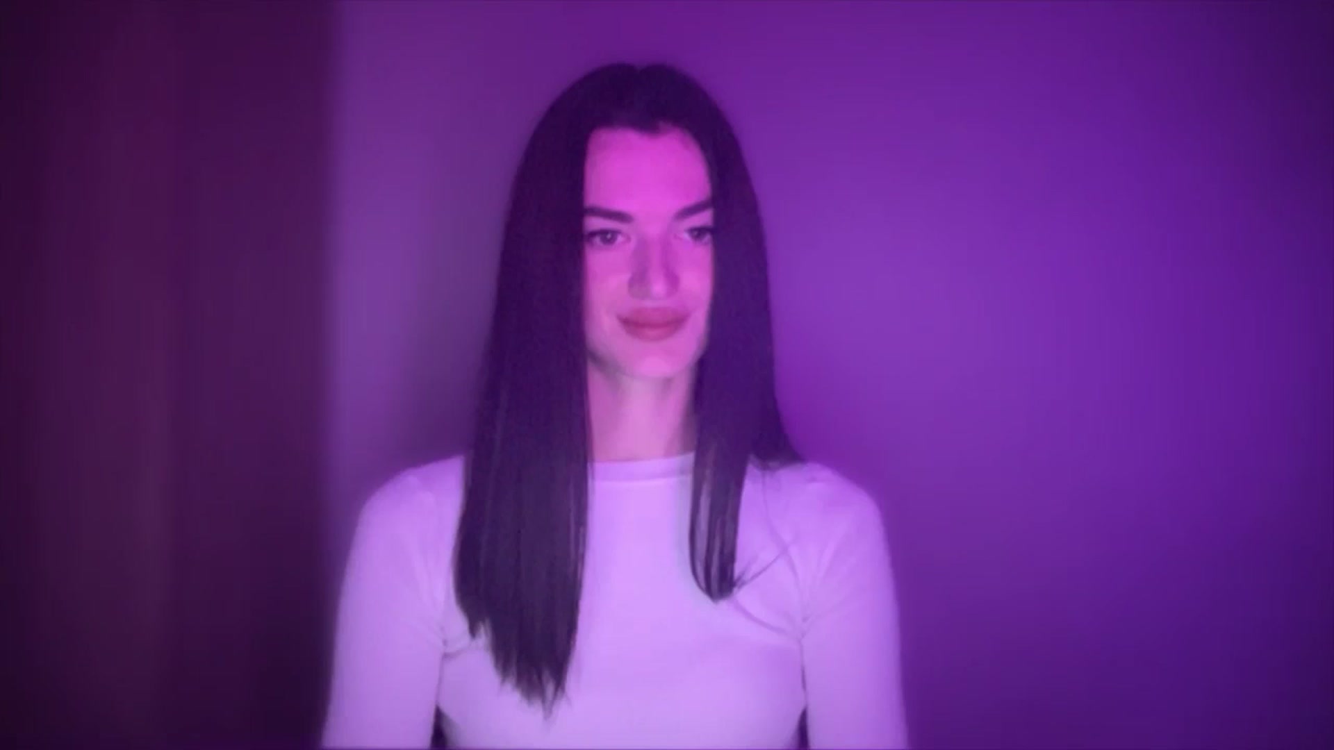 Gallery image thumbnail from Scarlet_flo's myfreecams stream on, 11/09/2024, 20:04 image 3 of 20