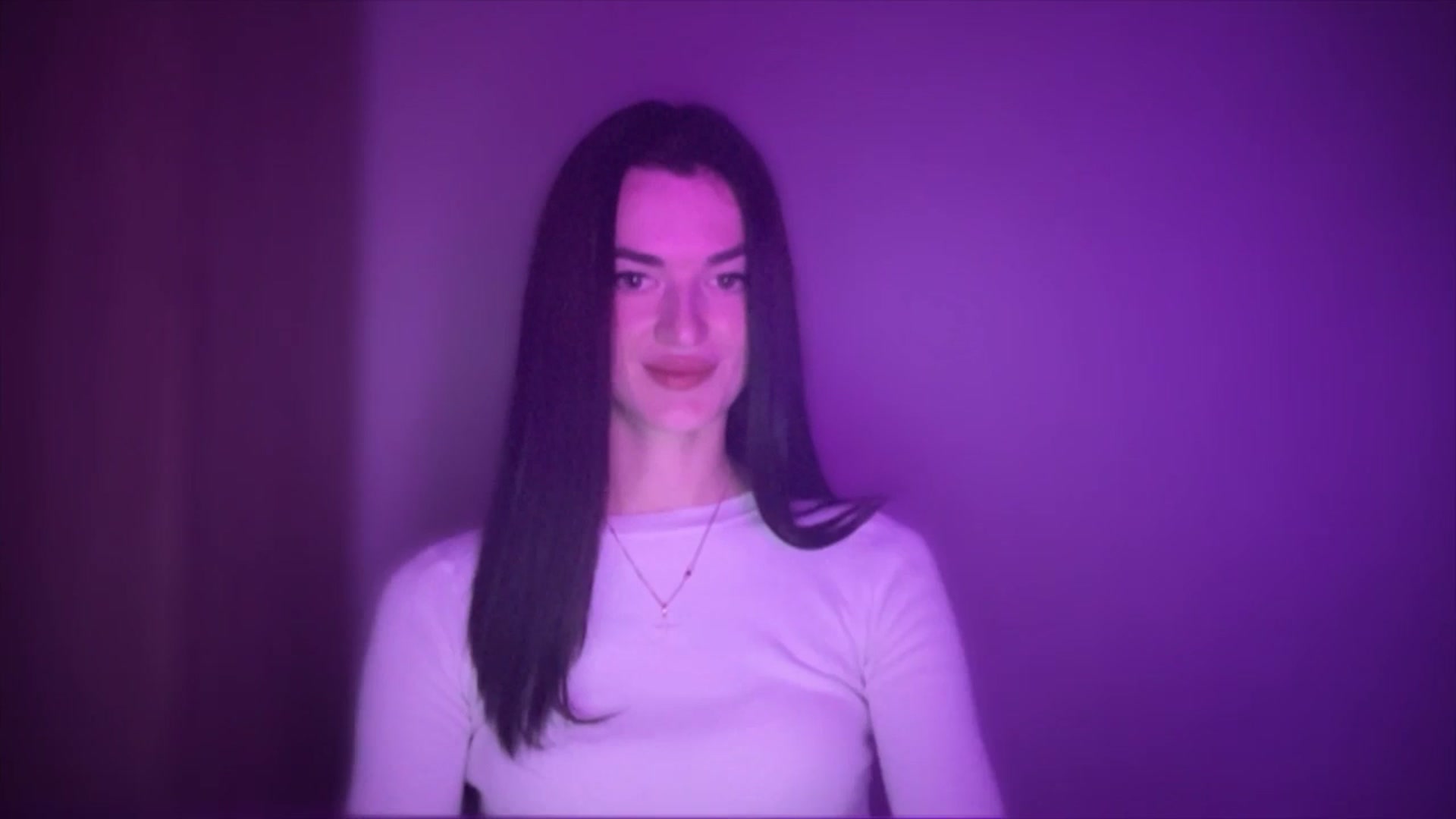 Gallery image thumbnail from Scarlet_flo's myfreecams stream on, 11/09/2024, 20:04 image 12 of 20