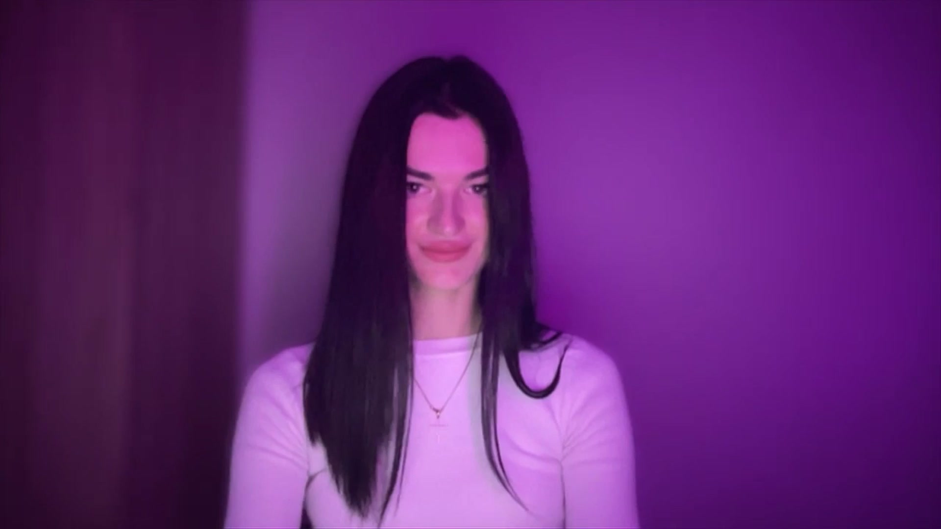 Gallery image thumbnail from Scarlet_flo's myfreecams stream on, 11/09/2024, 21:59 image 18 of 20