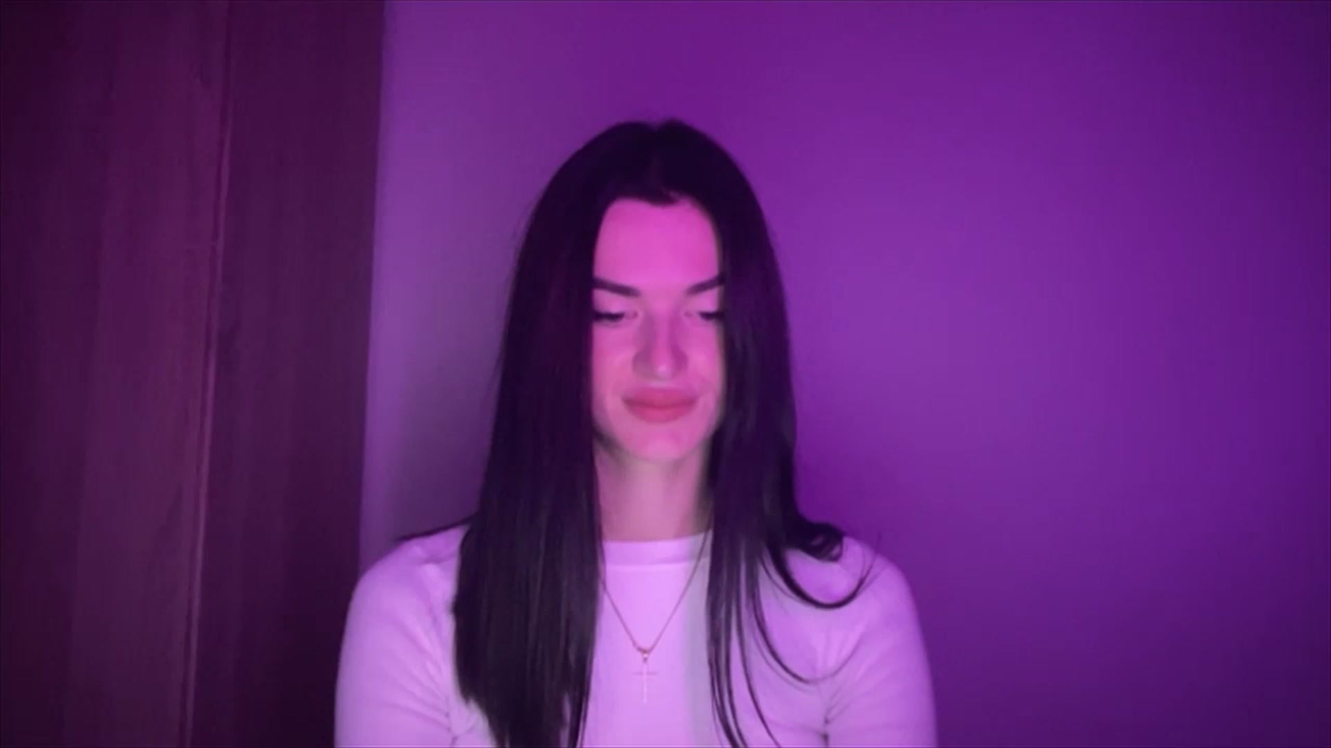 Gallery image thumbnail from Scarlet_flo's myfreecams stream on, 11/09/2024, 21:59 image 3 of 20