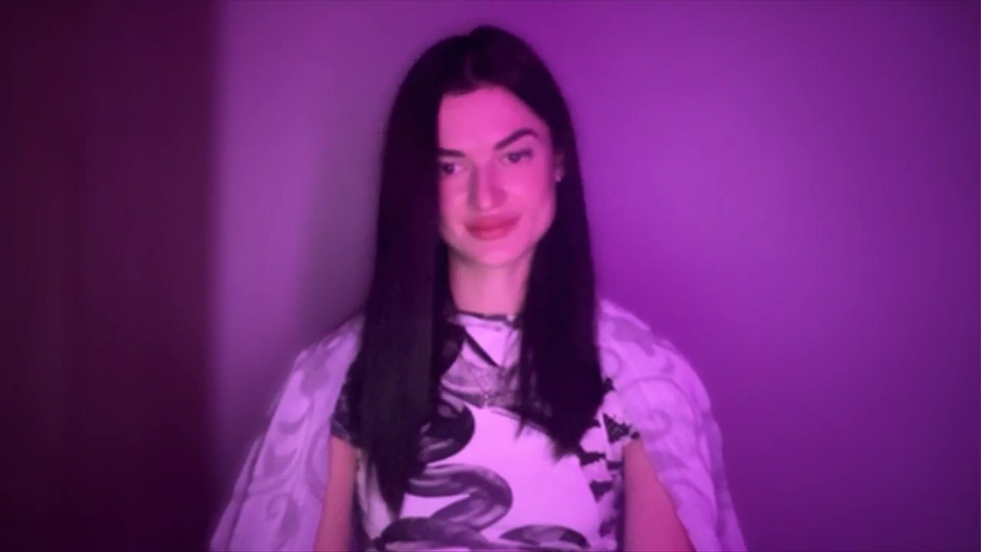 Gallery image thumbnail from Scarlet_flo's myfreecams stream on, 11/10/2024, 19:00 image 20 of 20
