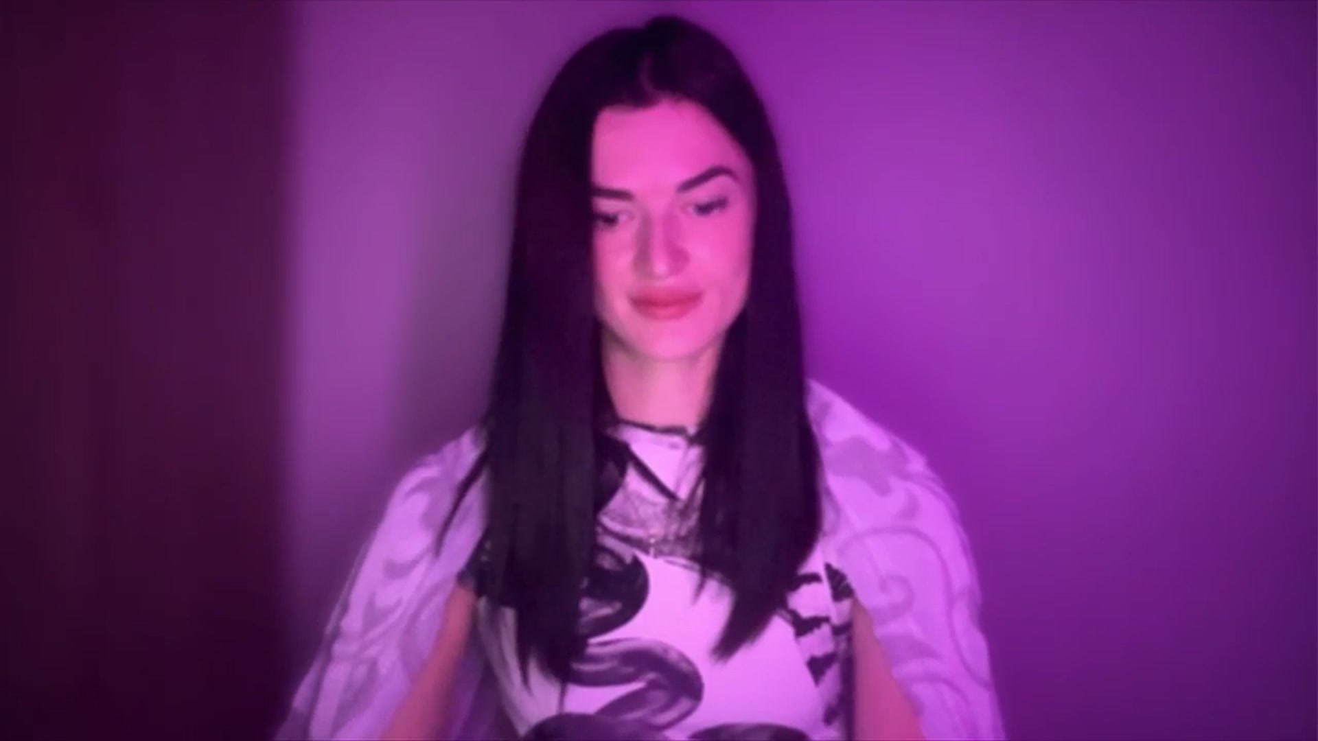 Gallery image thumbnail from Scarlet_flo's myfreecams stream on, 11/10/2024, 19:00 image 9 of 20