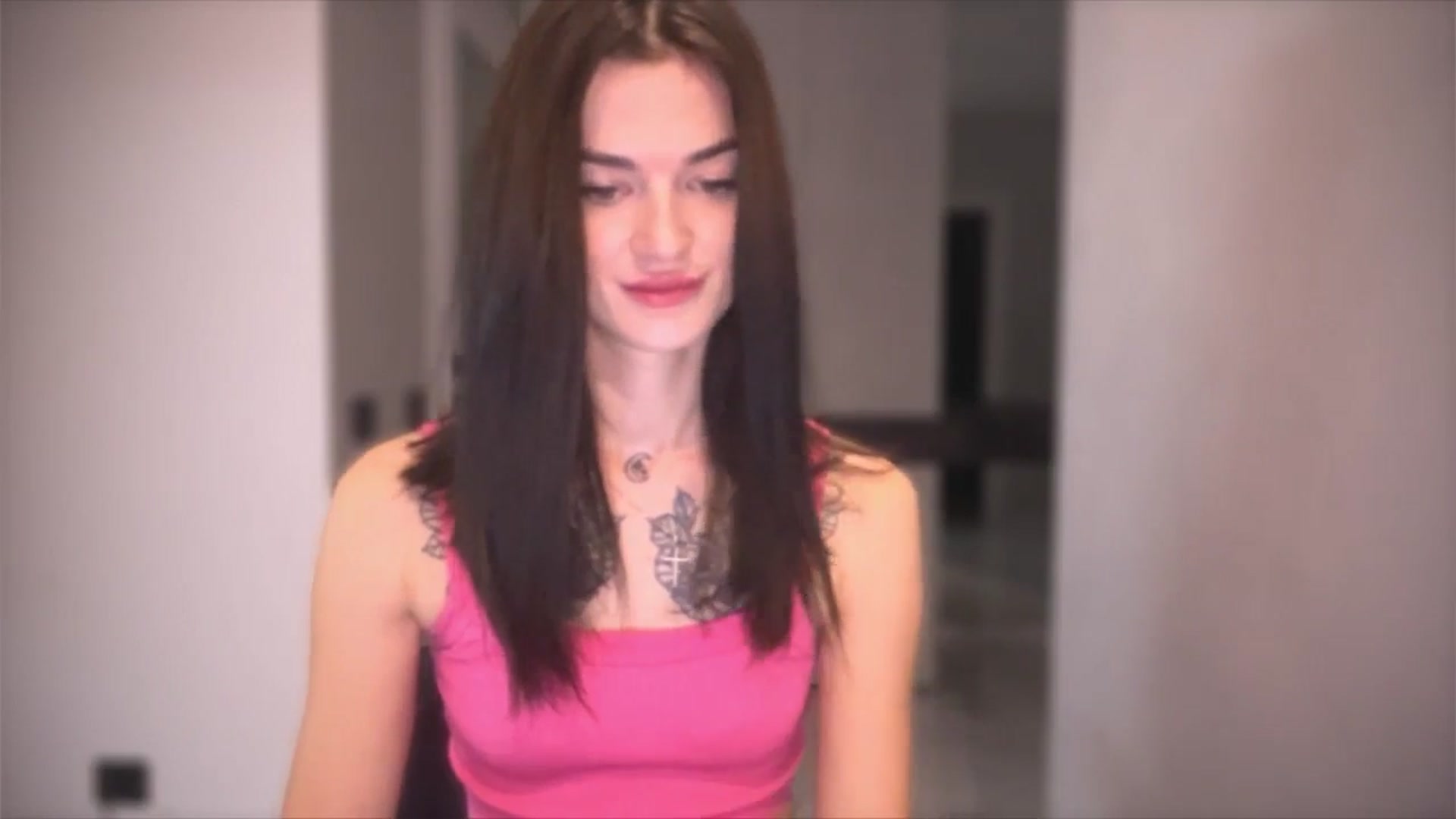 Gallery image thumbnail from Scarlet_flo's myfreecams stream on, 11/23/2024, 19:21 image 12 of 20