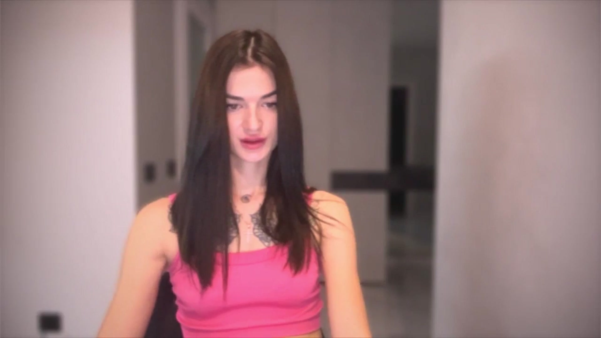 Gallery image thumbnail from Scarlet_flo's myfreecams stream on, 11/23/2024, 19:21 image 20 of 20