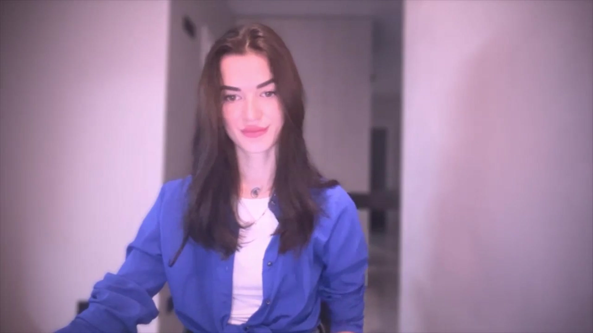 Gallery image thumbnail from Scarlet_flo's myfreecams stream on, 11/27/2024, 16:39 image 16 of 20