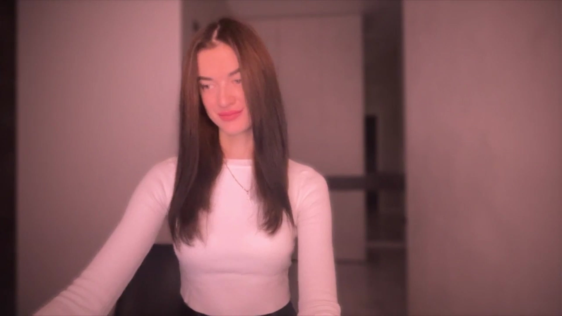 Gallery image thumbnail from Scarlet_flo's myfreecams stream on, 12/02/2024, 17:56 image 7 of 20