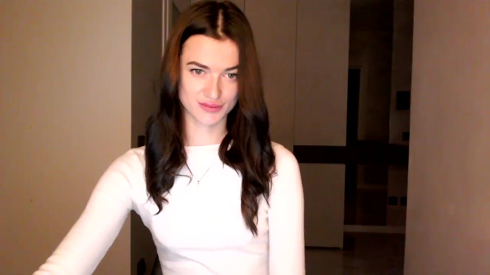 Gallery image thumbnail from Scarlet_flo's myfreecams stream on, 12/03/2024, 16:24 image 8 of 20