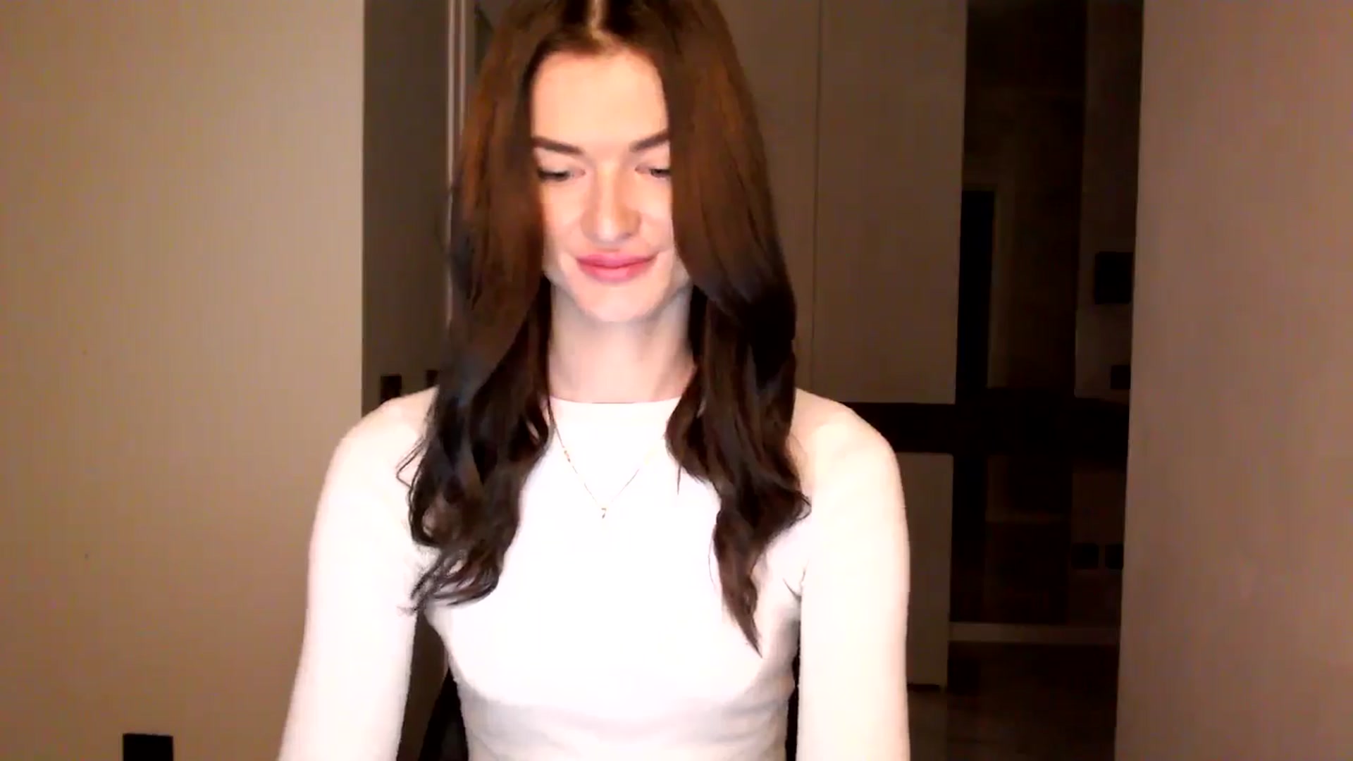 Gallery image thumbnail from Scarlet_flo's myfreecams stream on, 12/03/2024, 16:24 image 11 of 20