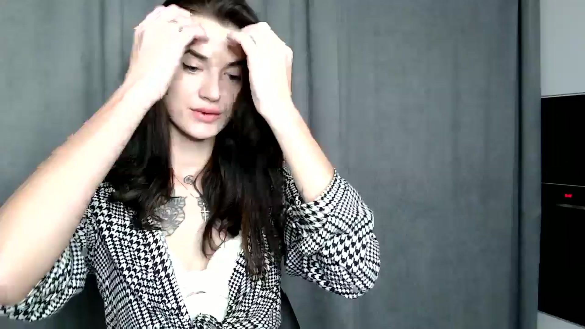 Gallery image thumbnail from Scarlet_flo's myfreecams stream on, 12/05/2024, 14:34 image 13 of 20