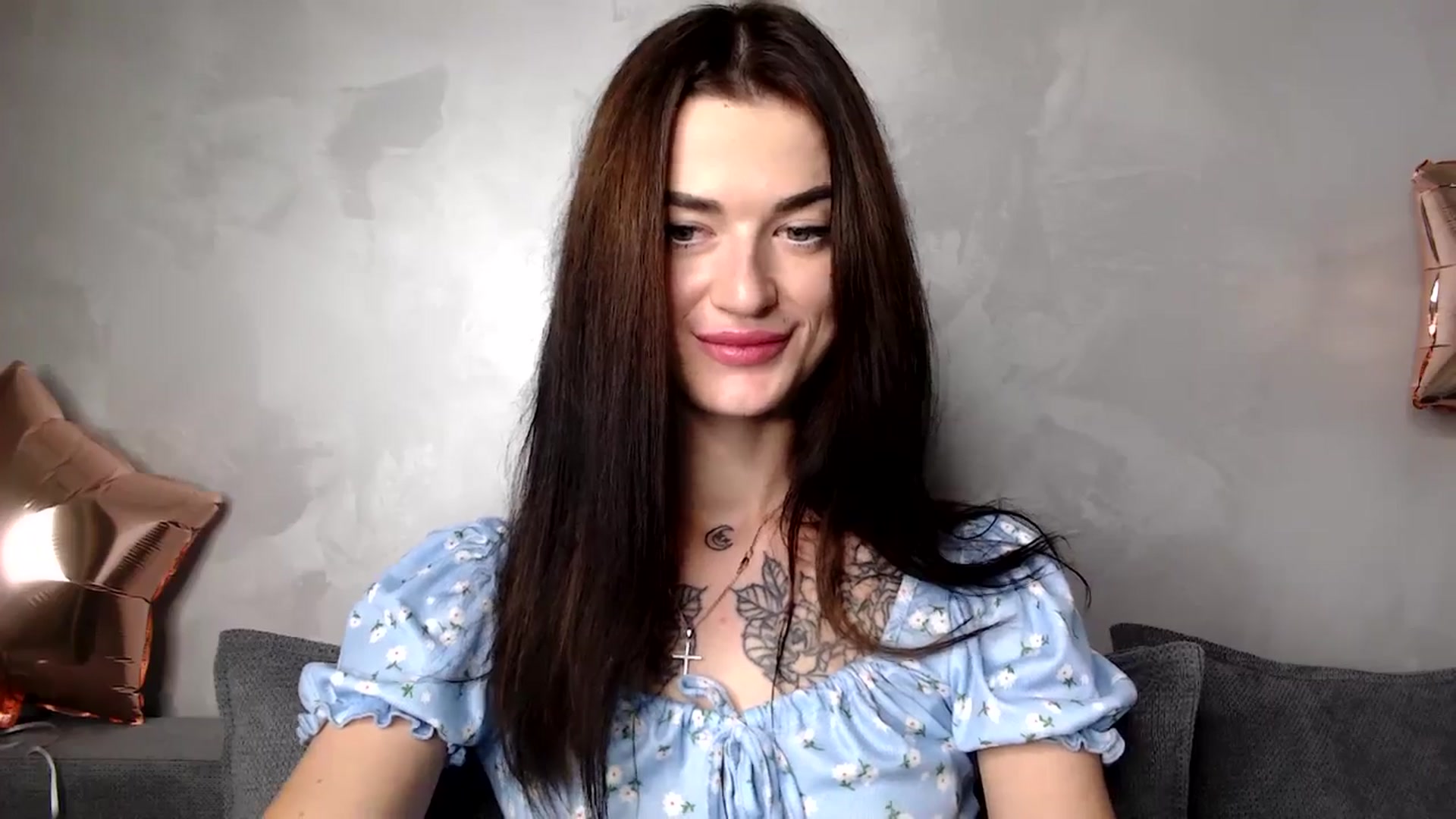 Gallery image thumbnail from Scarlet_flo's myfreecams stream on, 12/08/2024, 15:36 image 11 of 20