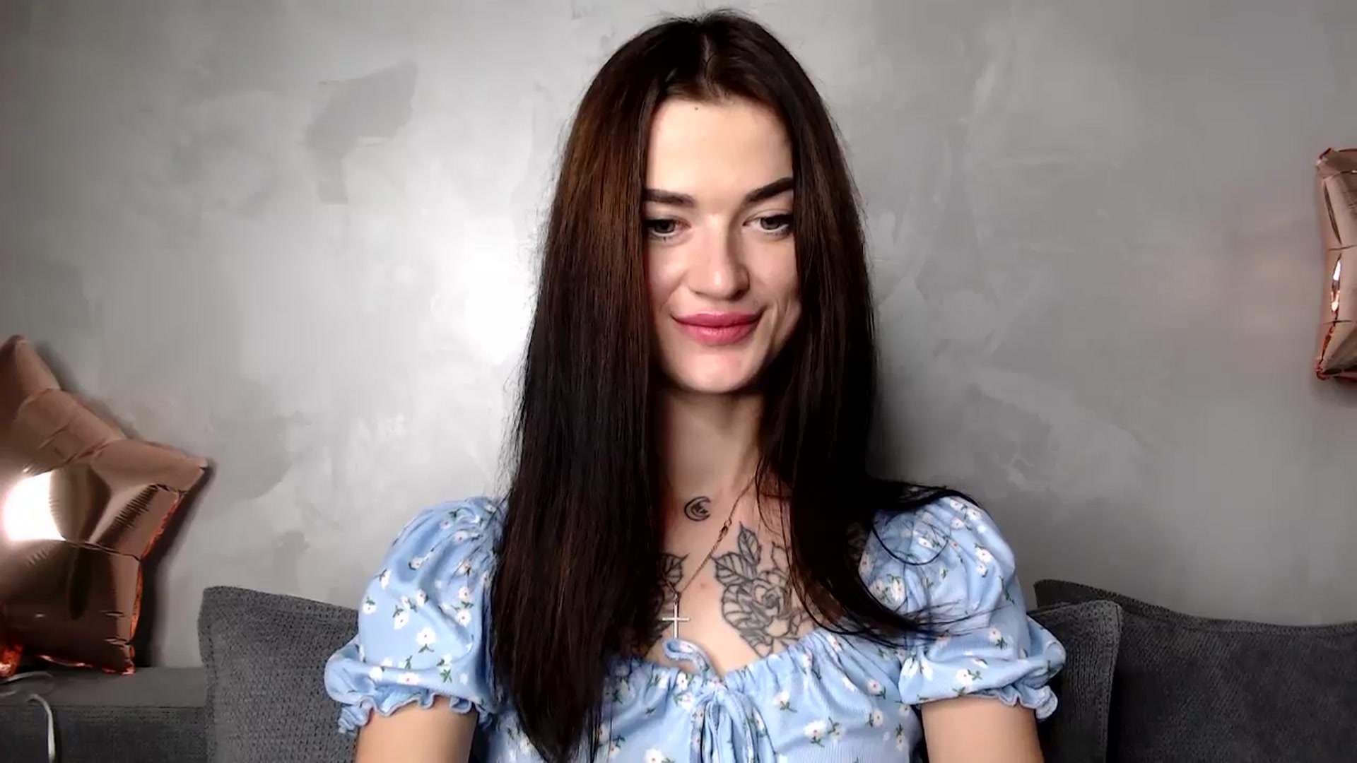 Gallery image thumbnail from Scarlet_flo's myfreecams stream on, 12/08/2024, 15:36 image 13 of 20