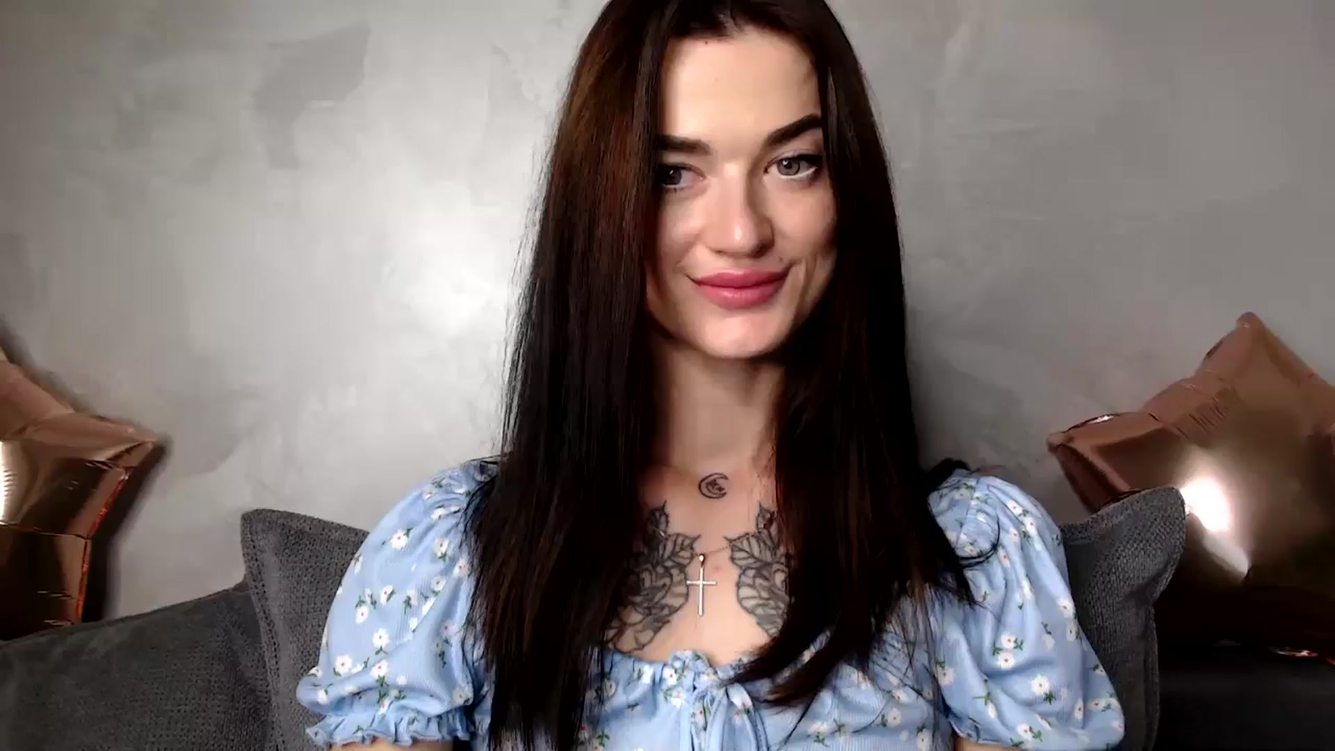 Gallery image thumbnail from Scarlet_flo's myfreecams stream on, 12/08/2024, 17:33 image 8 of 20