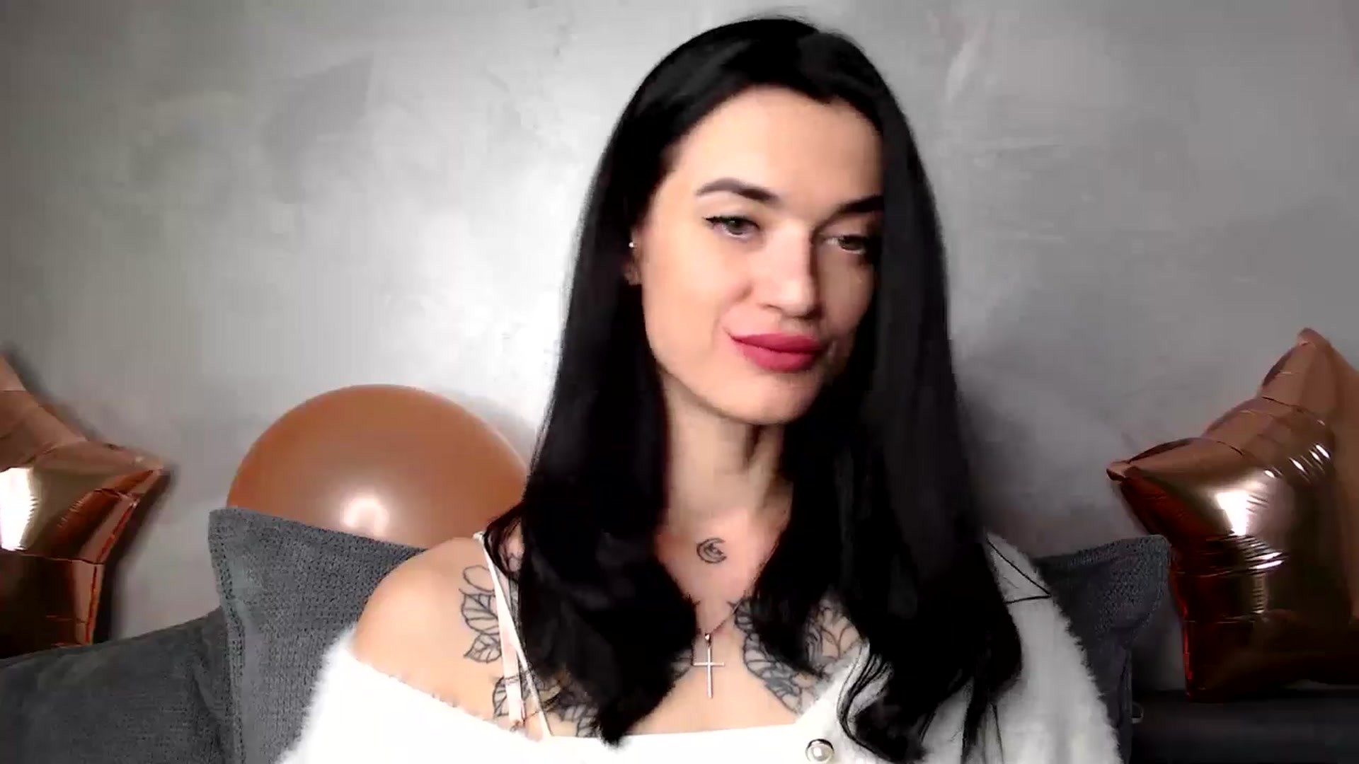 Gallery image thumbnail from Scarlet_flo's myfreecams stream on, 12/09/2024, 19:04 image 8 of 20