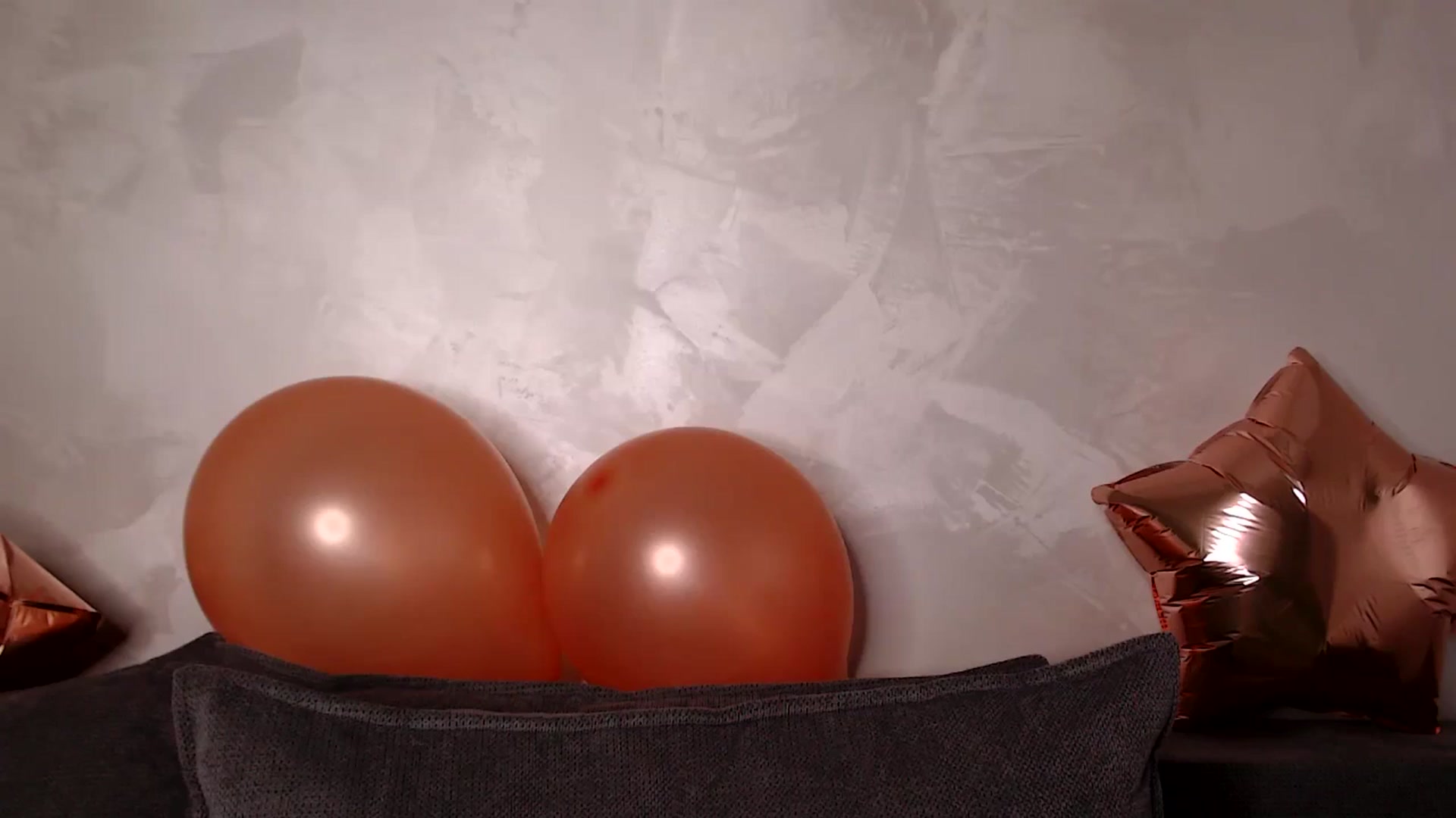 Gallery image thumbnail from Scarlet_flo's myfreecams stream on, 12/11/2024, 16:55 image 11 of 20