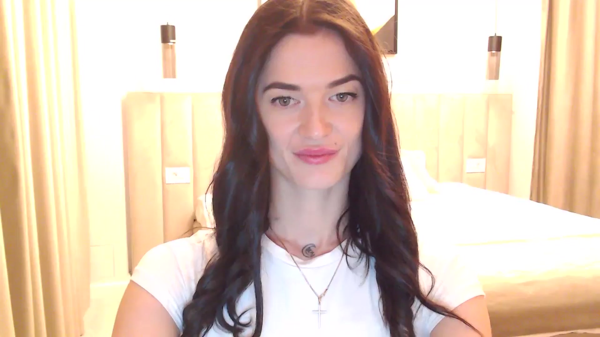 Gallery image thumbnail from Scarlet_flo's myfreecams stream on, 12/31/2024, 18:00 image 3 of 20