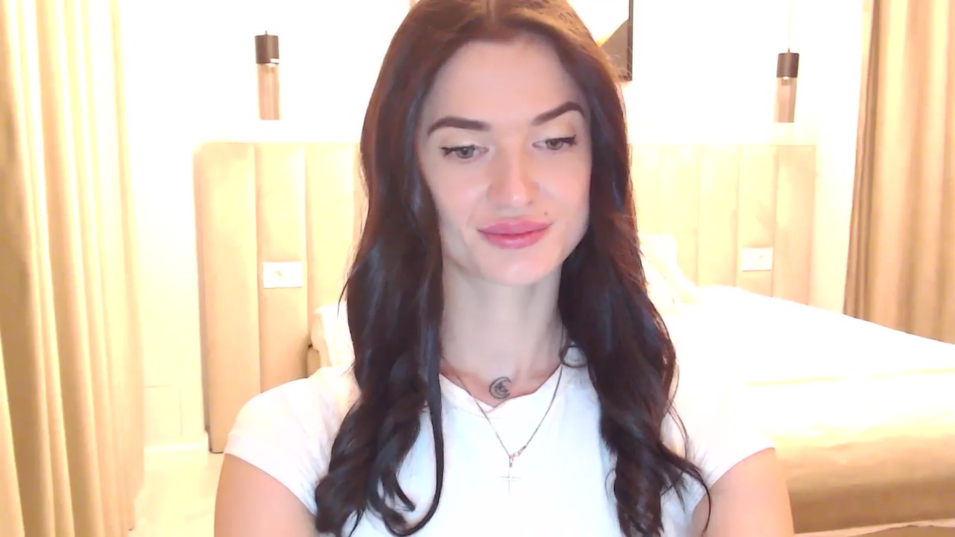 Gallery image thumbnail from Scarlet_flo's myfreecams stream on, 12/31/2024, 18:00 image 10 of 20