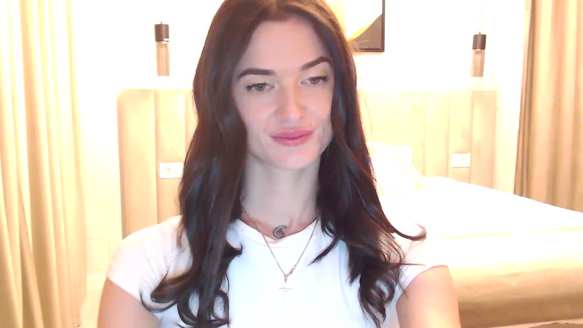 Gallery image thumbnail from Scarlet_flo's myfreecams stream on, 12/31/2024, 18:00 image 15 of 20