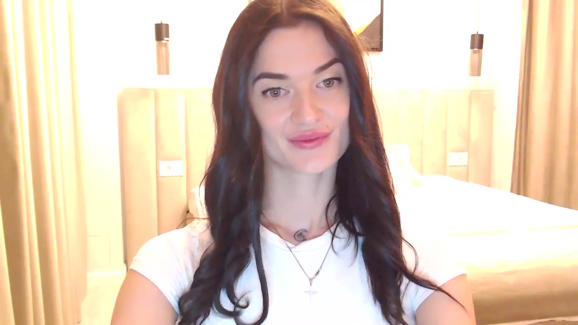 Gallery image thumbnail from Scarlet_flo's myfreecams stream on, 12/31/2024, 18:00 image 9 of 20